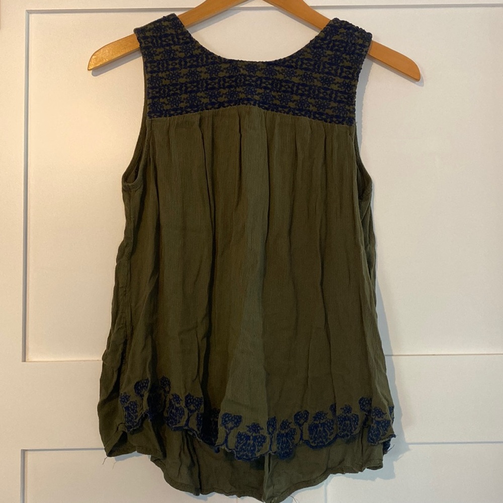A.n.a tank top
